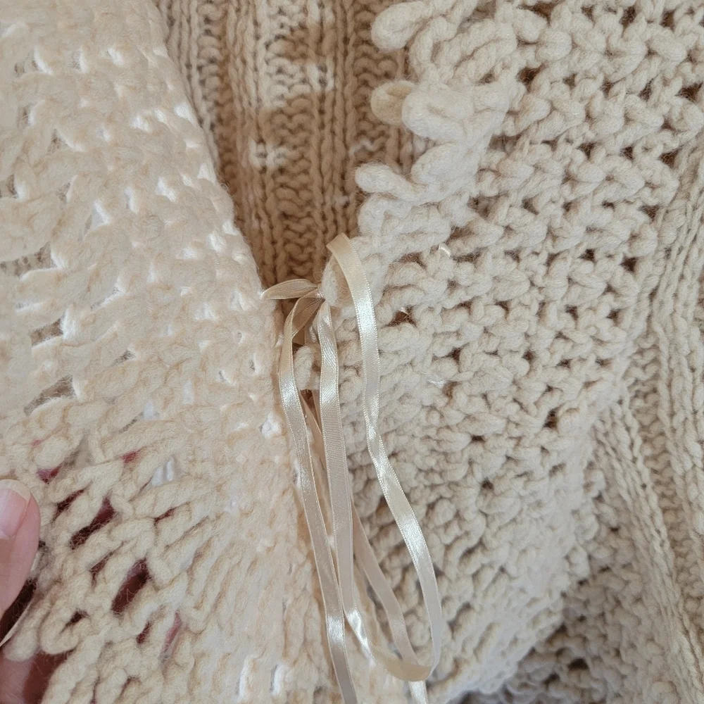 VTG EXPRESS Handknit Tan Wool Blend Cardigan M Eyelet Y2K Cottagecore Festival